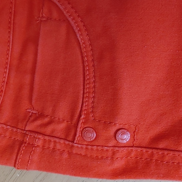 Ladies size 9 Red My Style Shorts - Picture 3 of 4